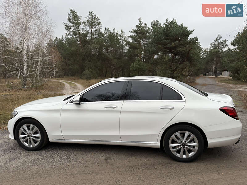 Седан Mercedes-Benz C-Class 2018 в Киеве фото 9 Седан Mercedes-Benz C-Class 2018 в Киеве