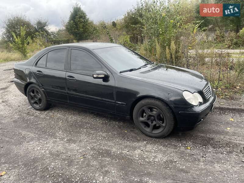 Седан Mercedes-Benz C-Class 2002 в Вінниці