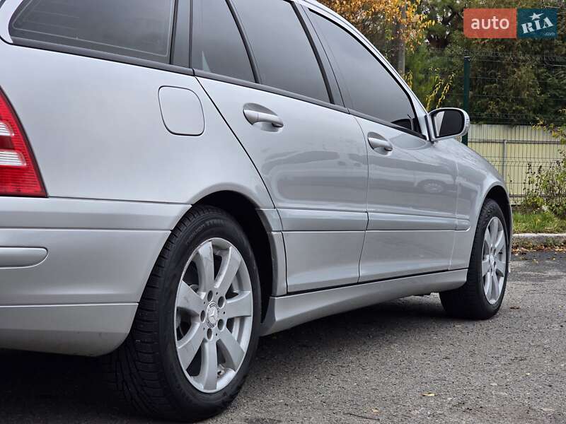 Універсал Mercedes-Benz C-Class 2007 в Хмельницькому