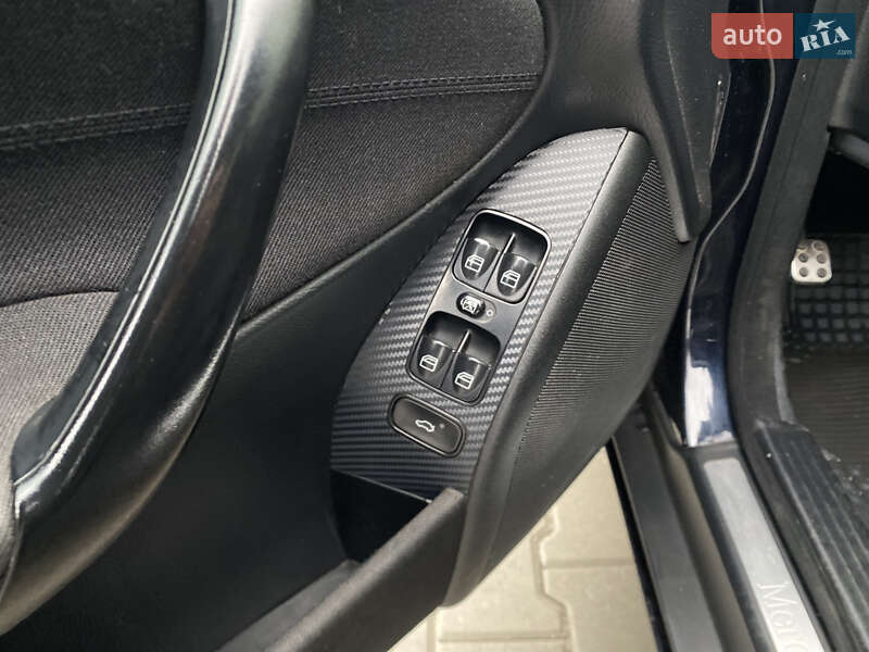 Седан Mercedes-Benz C-Class 2007 в Дніпрі
