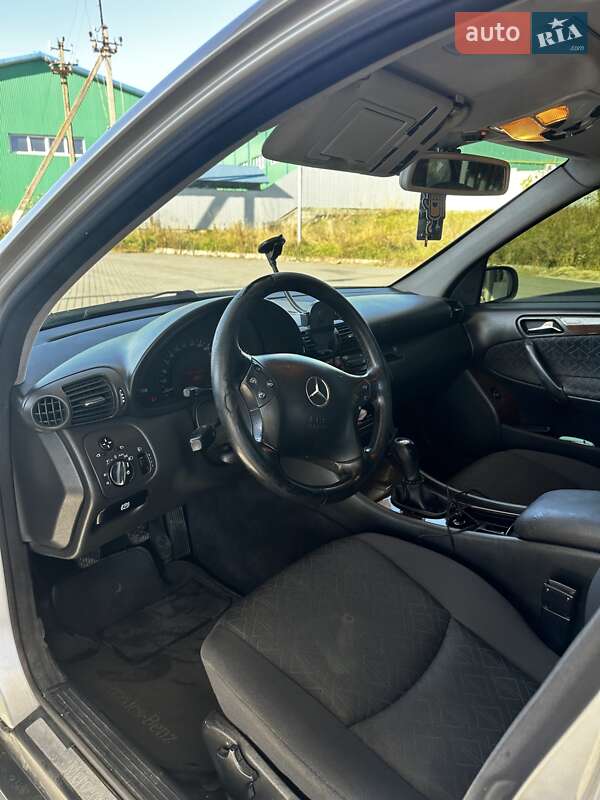 Універсал Mercedes-Benz C-Class 2002 в Заліщиках фото 19 Універсал Mercedes-Benz C-Class 2002 в Заліщиках