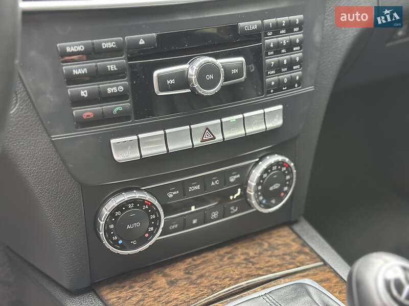 Седан Mercedes-Benz C-Class 2013 в Одесі фото 47 Седан Mercedes-Benz C-Class 2013 в Одесі