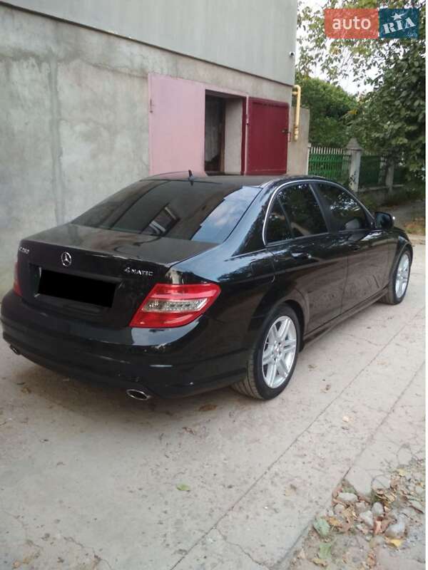 Седан Mercedes-Benz C-Class 2008 в Николаеве