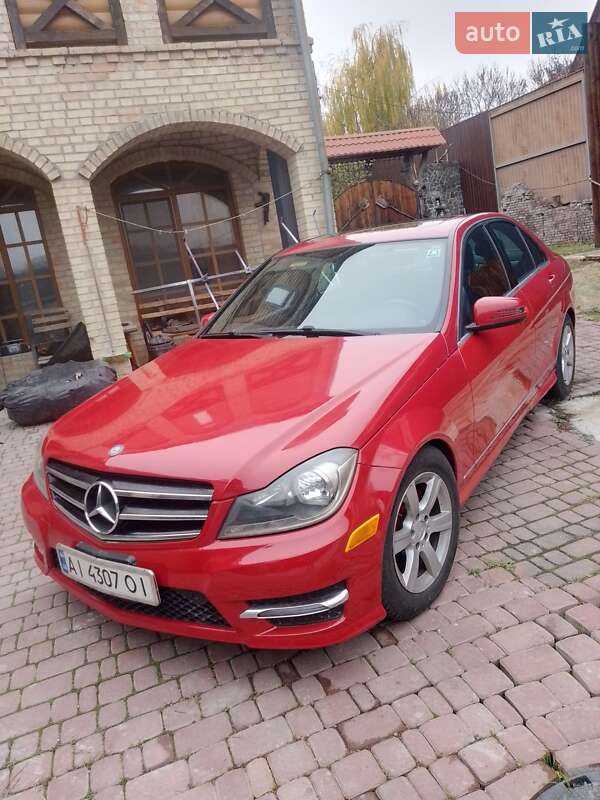 Седан Mercedes-Benz C-Class 2014 в Києві