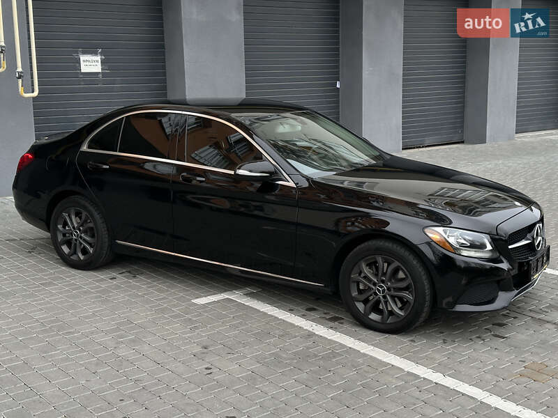 Седан Mercedes-Benz C-Class 2014 в Вінниці