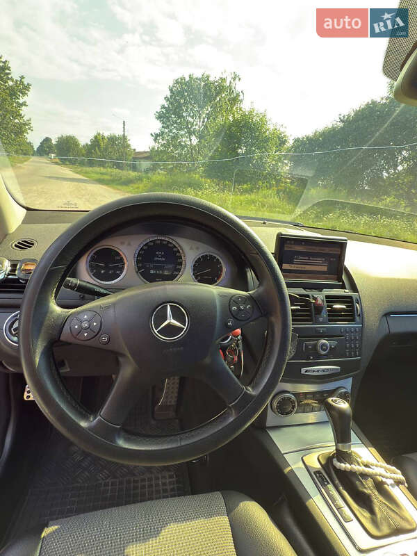 Седан Mercedes-Benz C-Class 2008 в Шостке фото 8 Седан Mercedes-Benz C-Class 2008 в Шостке