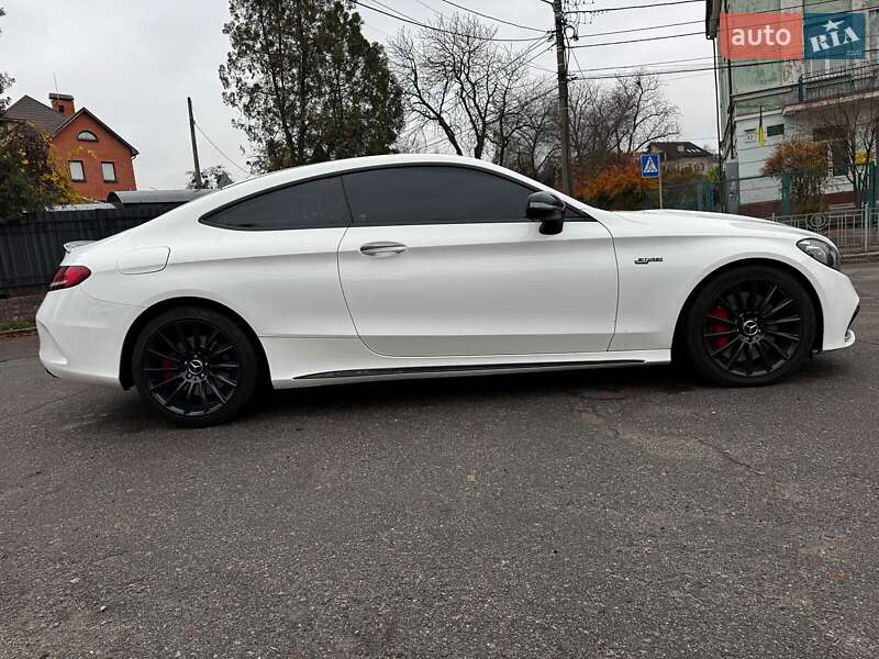 Купе Mercedes-Benz C-Class 2016 в Києві