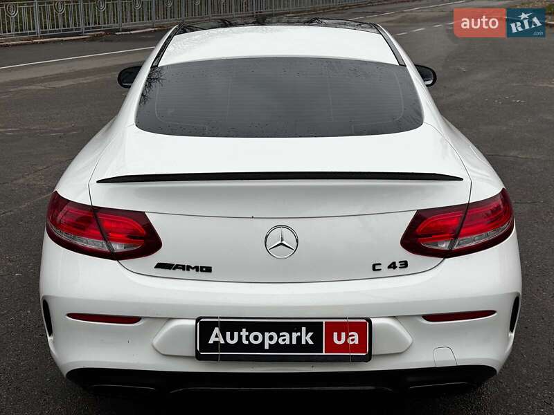 Купе Mercedes-Benz C-Class 2016 в Києві