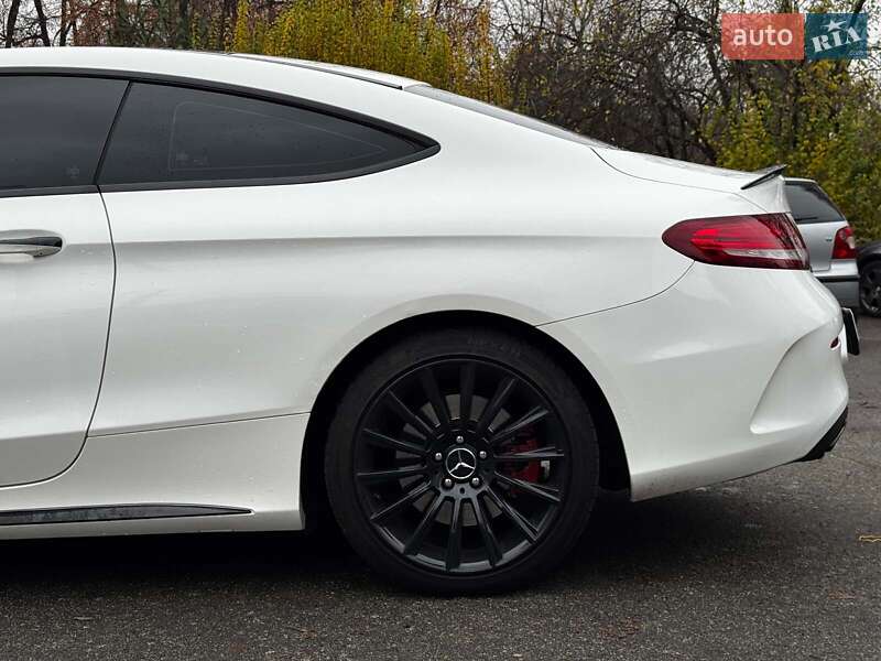 Купе Mercedes-Benz C-Class 2016 в Києві