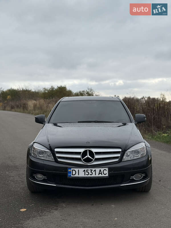 Седан Mercedes-Benz C-Class 2007 в Ровно