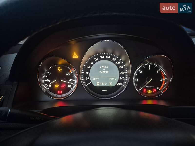 Седан Mercedes-Benz C-Class 2010 в Бердичеві