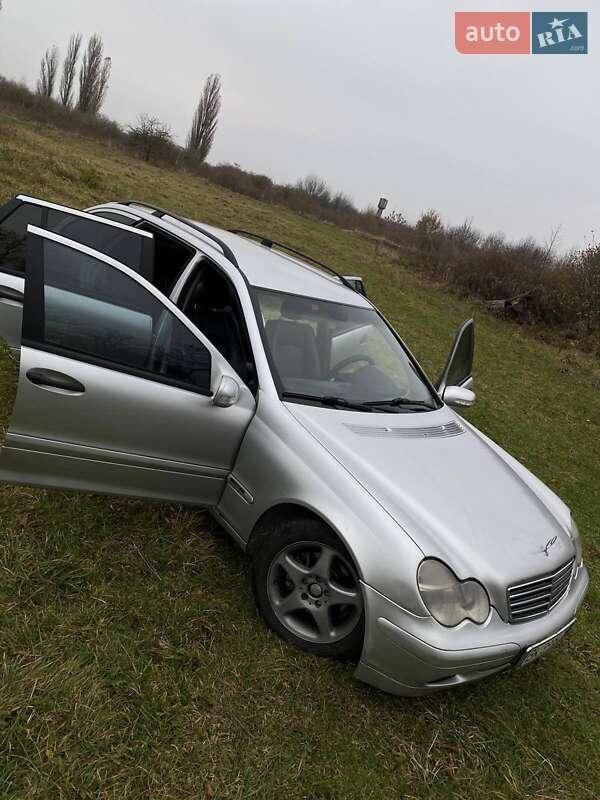 Універсал Mercedes-Benz C-Class 2001 в Рівному фото 6 Універсал Mercedes-Benz C-Class 2001 в Рівному