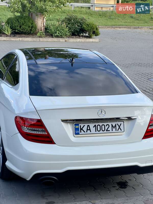 Седан Mercedes-Benz C-Class 2012 в Киеве фото 7 Седан Mercedes-Benz C-Class 2012 в Киеве