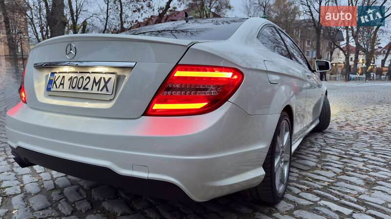 Седан Mercedes-Benz C-Class 2012 в Киеве фото 8 Седан Mercedes-Benz C-Class 2012 в Киеве