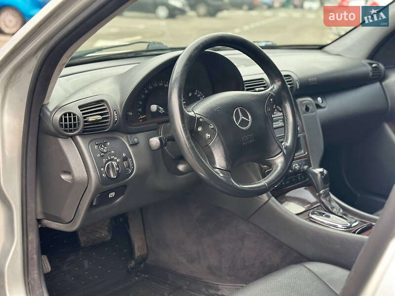 Седан Mercedes-Benz C-Class 2001 в Одесі