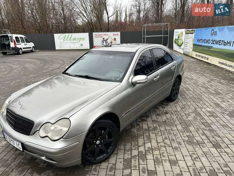 Седан Mercedes-Benz C-Class 2002 в Каменец-Подольском фото 2 Седан Mercedes-Benz C-Class 2002 в Каменец-Подольском