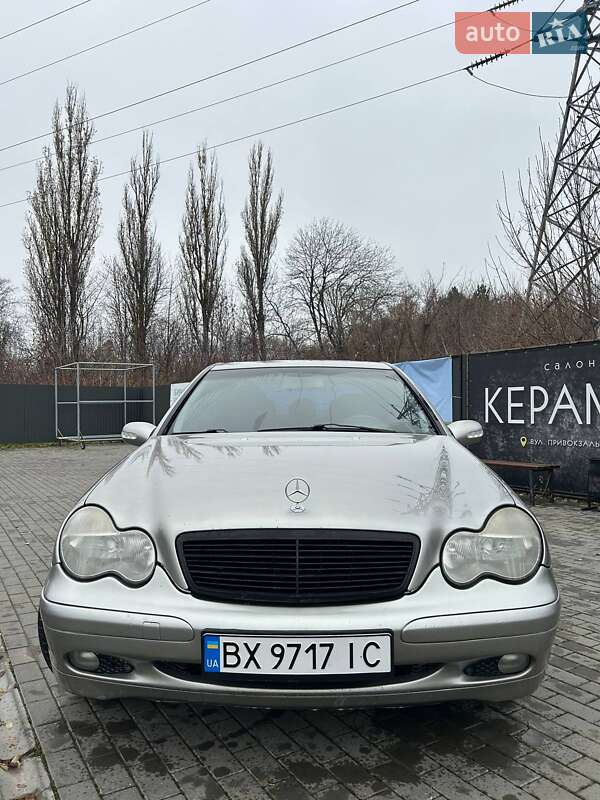 Седан Mercedes-Benz C-Class 2002 в Каменец-Подольском фото 12 Седан Mercedes-Benz C-Class 2002 в Каменец-Подольском