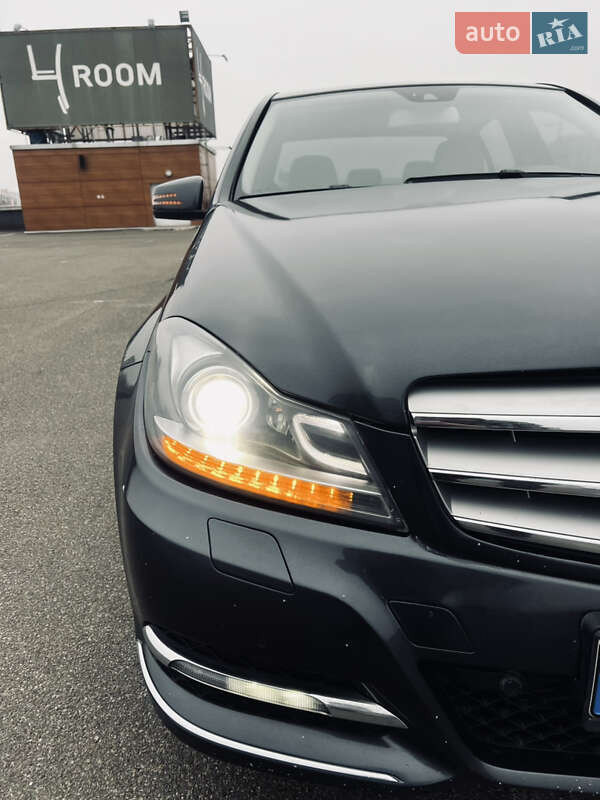 Седан Mercedes-Benz C-Class 2013 в Києві