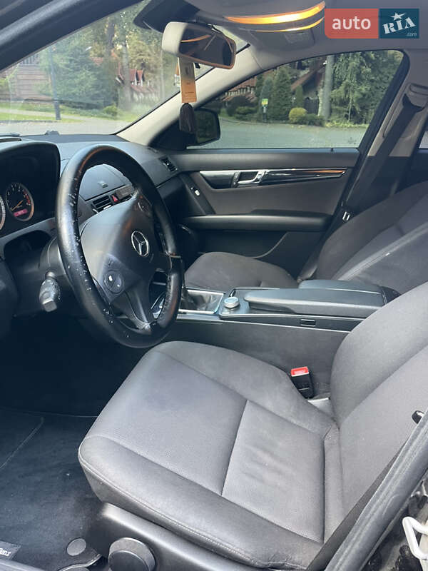 Універсал Mercedes-Benz C-Class 2008 в Львові