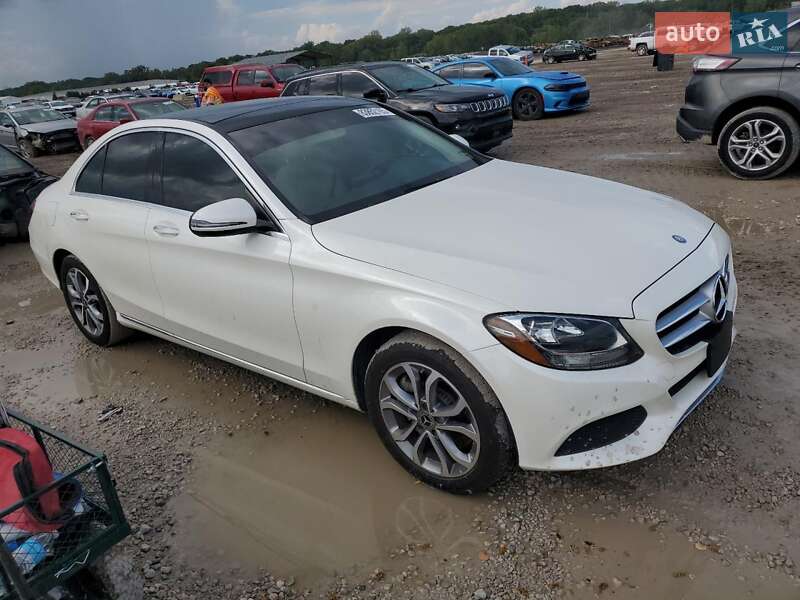 Седан Mercedes-Benz C-Class 2017 в Львове