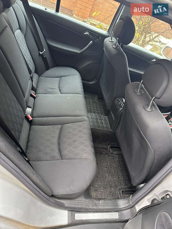 Универсал Mercedes-Benz C-Class 2002 в Харькове фото 6 Универсал Mercedes-Benz C-Class 2002 в Харькове