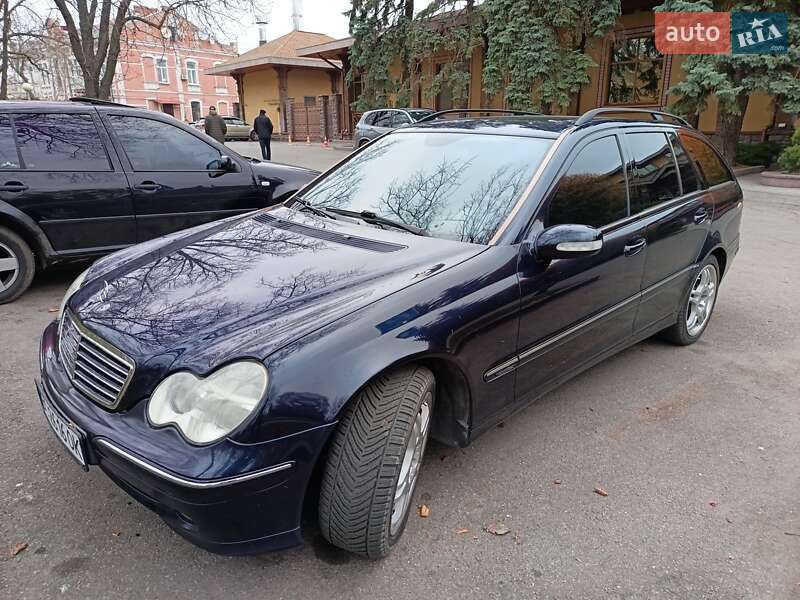 Универсал Mercedes-Benz C-Class 2003 в Миргороде фото 44 Универсал Mercedes-Benz C-Class 2003 в Миргороде