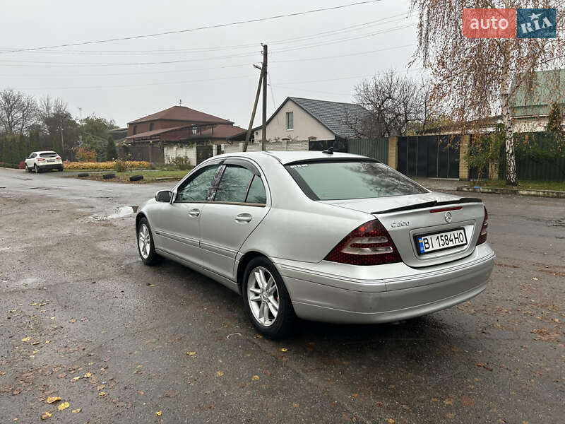 Седан Mercedes-Benz C-Class 2002 в Полтаве