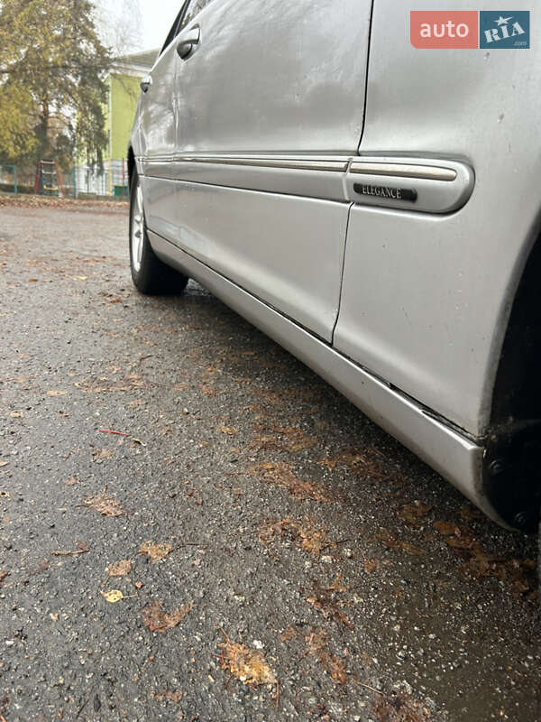 Седан Mercedes-Benz C-Class 2002 в Полтаве