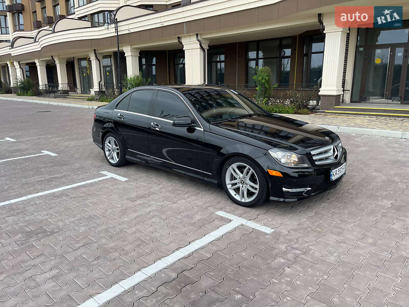 Седан Mercedes-Benz C-Class 2011 в Києві