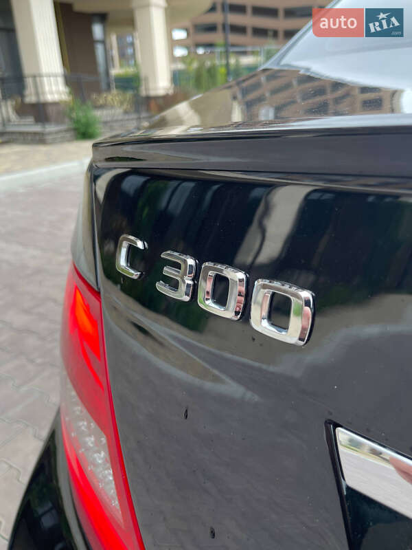 Седан Mercedes-Benz C-Class 2011 в Києві