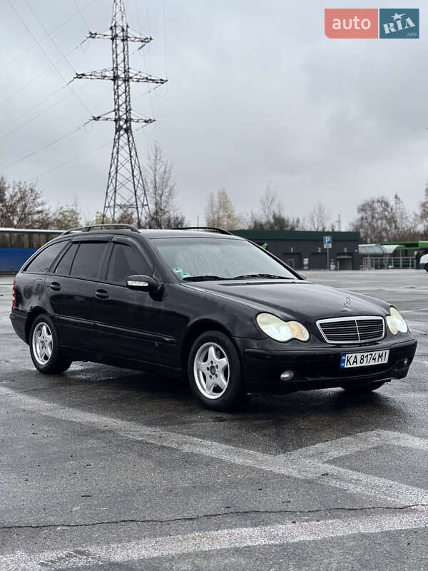 Универсал Mercedes-Benz C-Class 2003 в Киеве