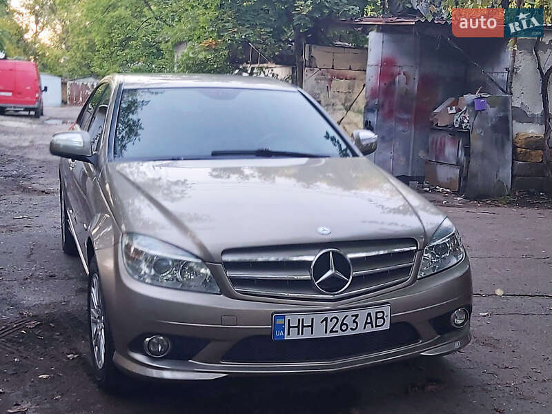 Седан Mercedes-Benz C-Class 2007 в Одесі