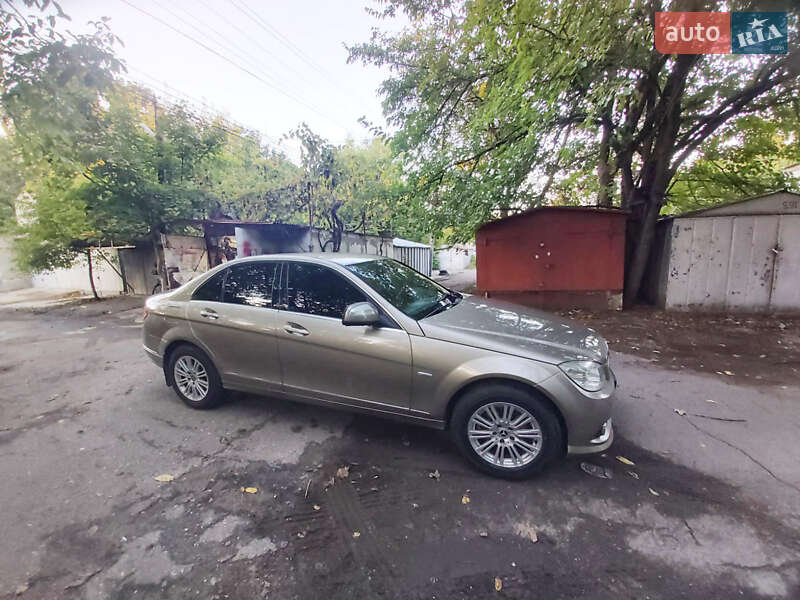 Седан Mercedes-Benz C-Class 2007 в Одесі