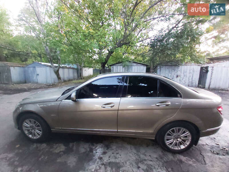 Седан Mercedes-Benz C-Class 2007 в Одесі