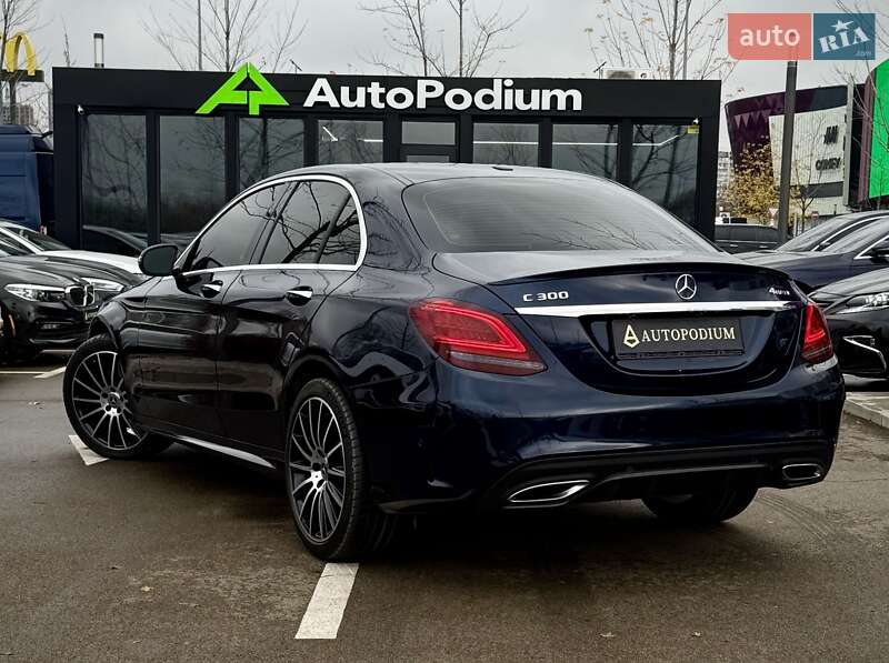 Седан Mercedes-Benz C-Class 2018 в Києві