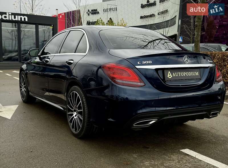 Седан Mercedes-Benz C-Class 2018 в Києві