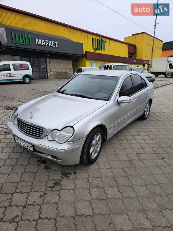 Седан Mercedes-Benz C-Class 2001 в Луцьку фото 6 Седан Mercedes-Benz C-Class 2001 в Луцьку