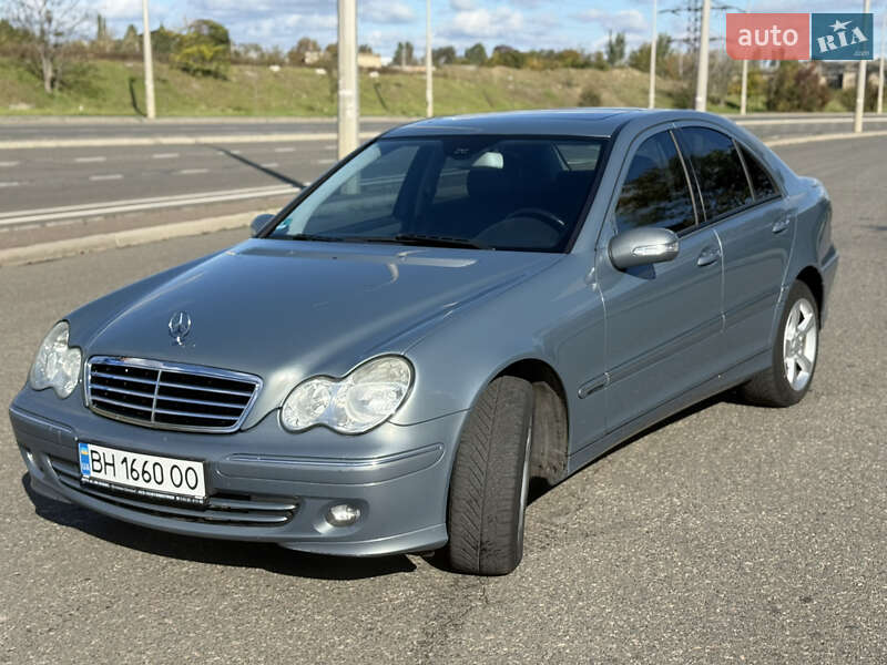 Седан Mercedes-Benz C-Class 2006 в Одессе