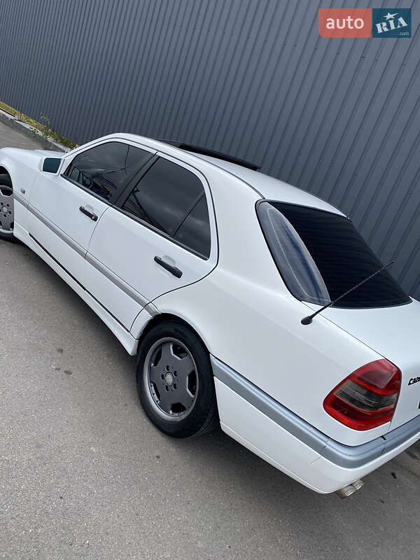 Седан Mercedes-Benz C-Class 1993 в Полтаві