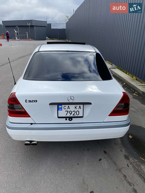 Седан Mercedes-Benz C-Class 1993 в Полтаві