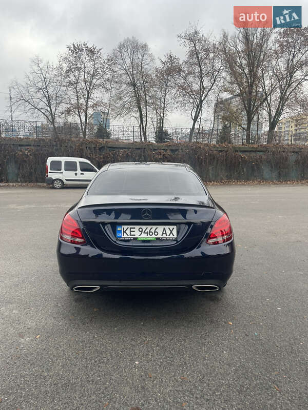 Седан Mercedes-Benz C-Class 2015 в Днепре