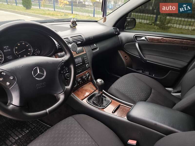 Универсал Mercedes-Benz C-Class 2005 в Староконстантинове фото 22 Универсал Mercedes-Benz C-Class 2005 в Староконстантинове