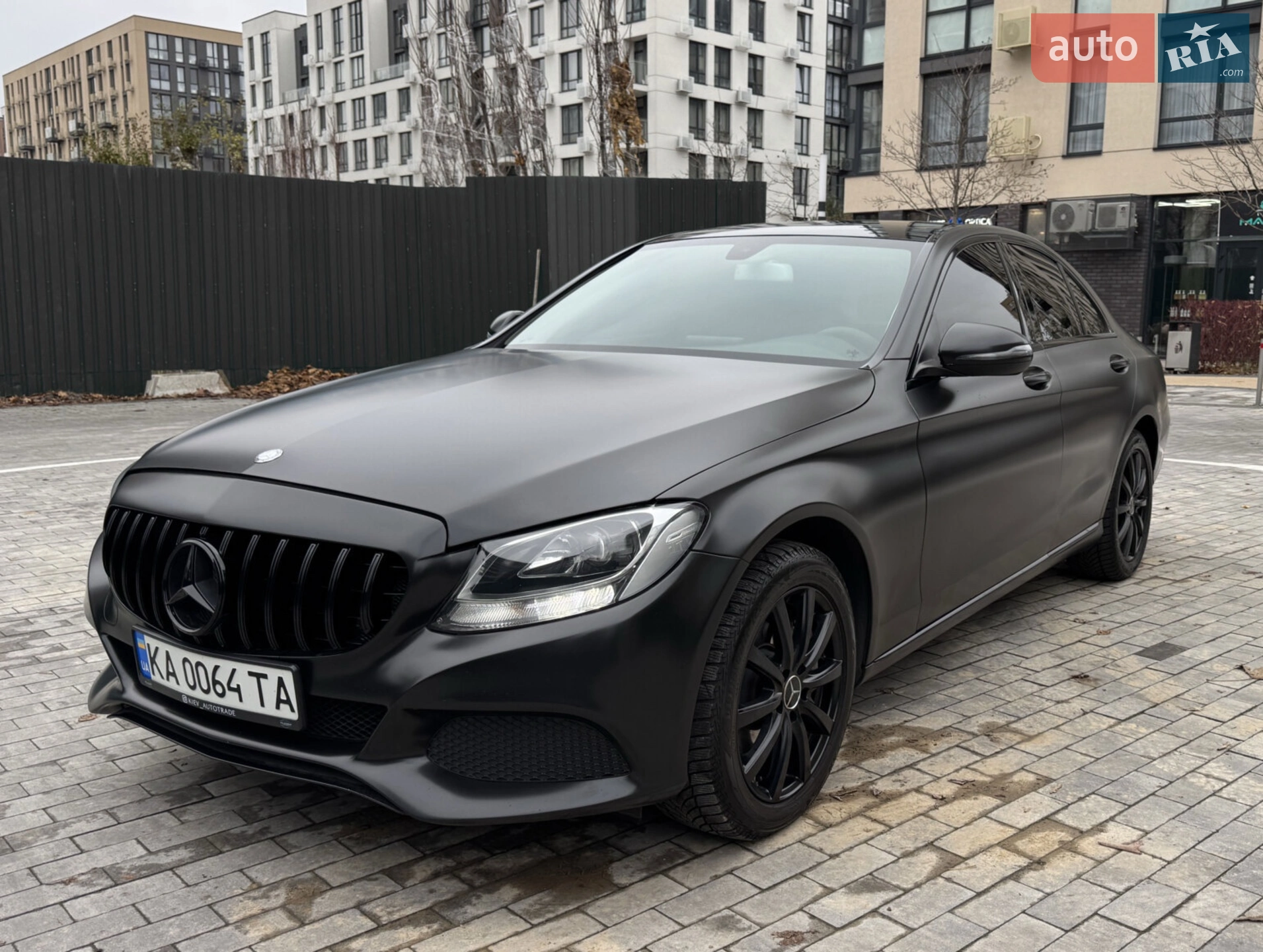 2017 Mercedes-Benz C-klasse - фото 1