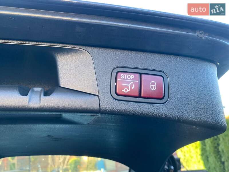 Універсал Mercedes-Benz C-Class 2015 в Самборі фото 31 Універсал Mercedes-Benz C-Class 2015 в Самборі