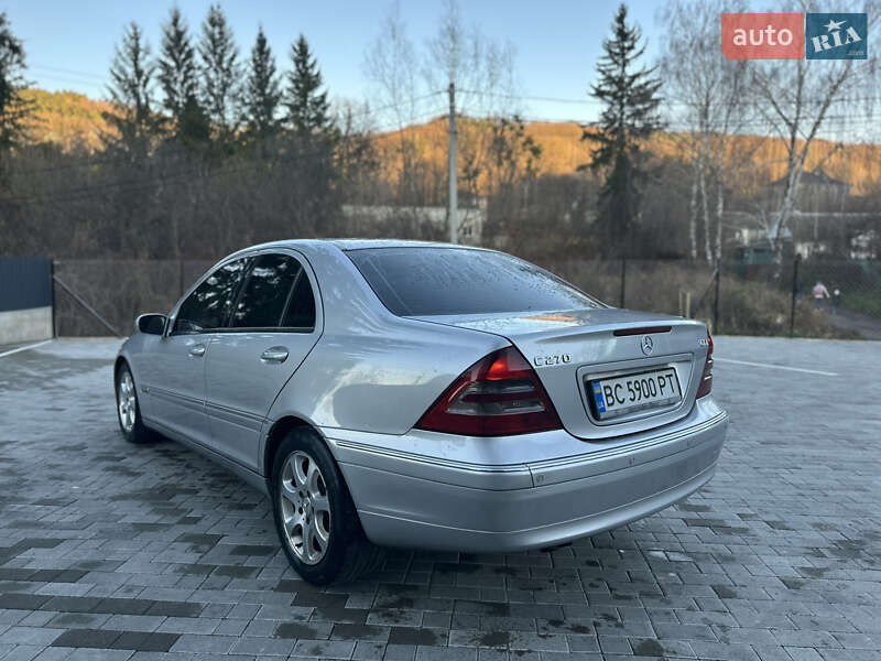 Седан Mercedes-Benz C-Class 2002 в Кременці