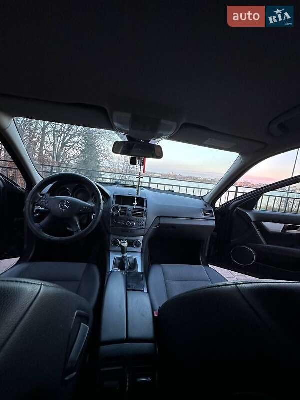 Універсал Mercedes-Benz C-Class 2009 в Тернополі фото 3 Універсал Mercedes-Benz C-Class 2009 в Тернополі