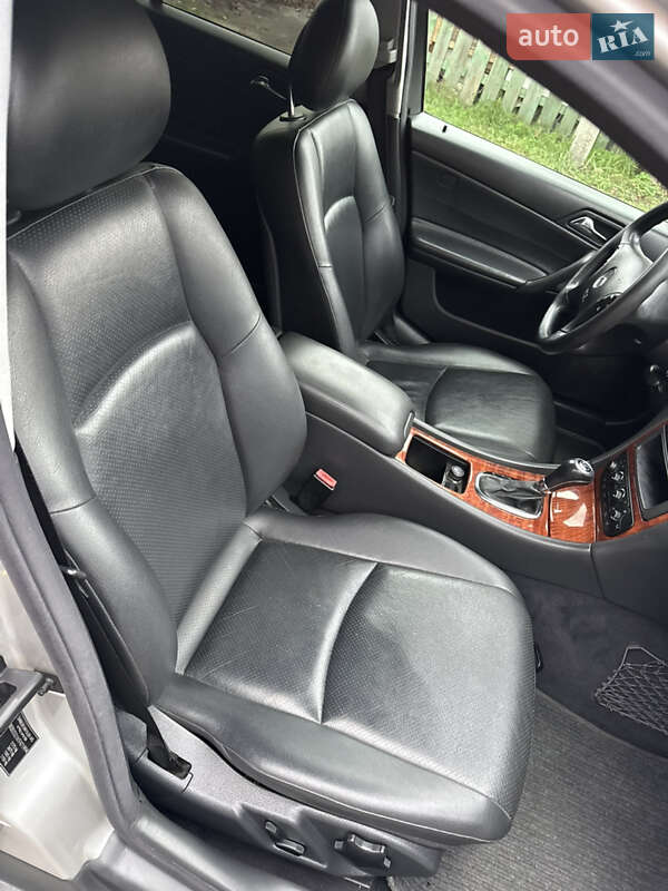 Універсал Mercedes-Benz C-Class 2003 в Кременчуці фото 38 Універсал Mercedes-Benz C-Class 2003 в Кременчуці