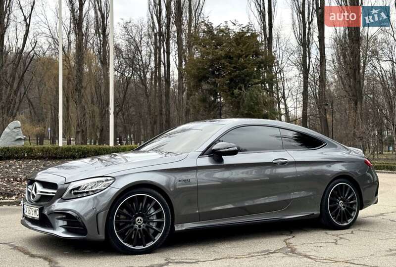 Купе Mercedes-Benz C-Class 2018 в Києві фото Купе Mercedes-Benz C-Class 2018 в Києві