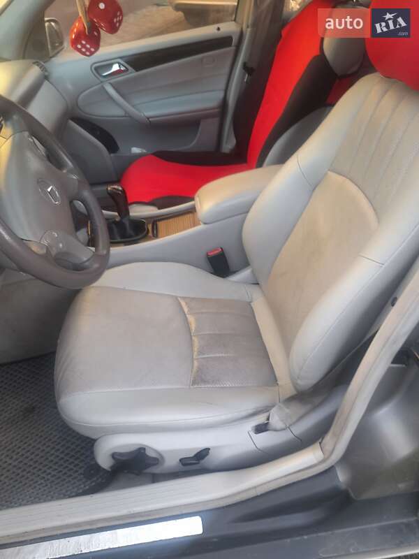 Седан Mercedes-Benz C-Class 2003 в Стрые фото 16 Седан Mercedes-Benz C-Class 2003 в Стрые
