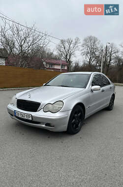 Седан Mercedes-Benz C-Class 2002 в Чернігові